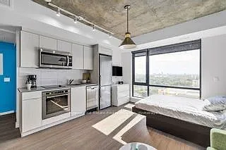 105 Champagne Ave S #1918 — Photo 15