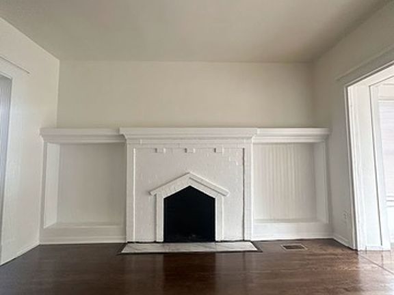 5th image of 7847 S Saint Lawrence Ave #1