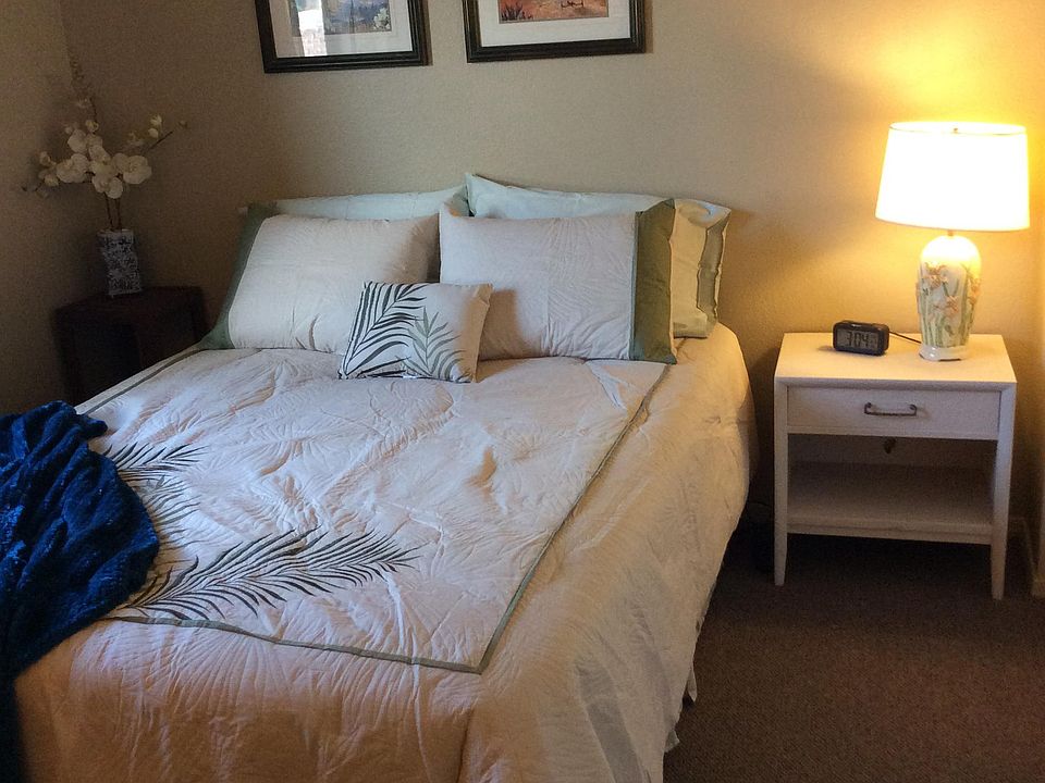 Queen Bed with Flat Screen TV