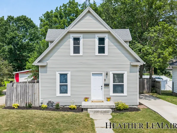 412 W Orange St, Greenville, MI 48838
