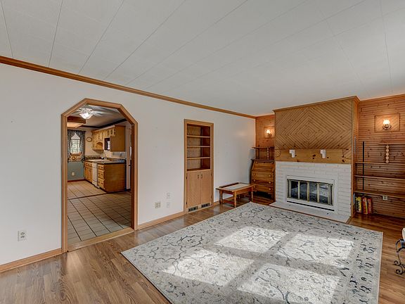 4th image of 407 Keilman St