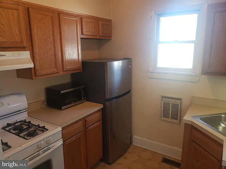 5841 Main St SE — Photo 5