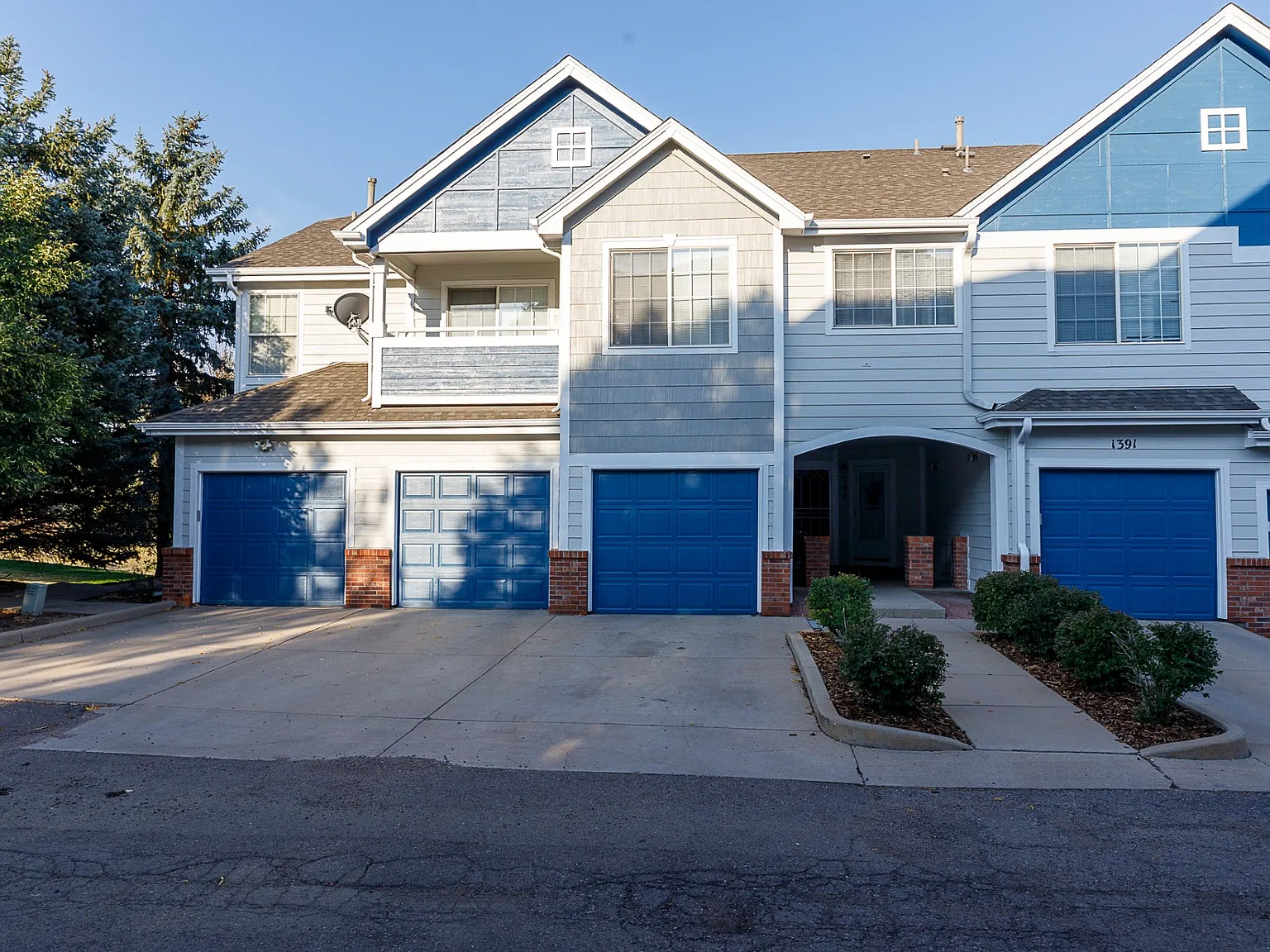 2 bed, 851 sqft, $1,850 — Photo 1