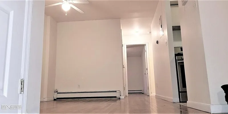 Rented by Citi Habitats | media 43