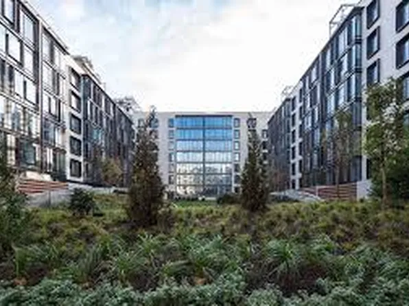 429 Kent Avenue image 1 of 7