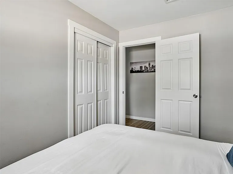 7706 Delafield Ln — Photo 24