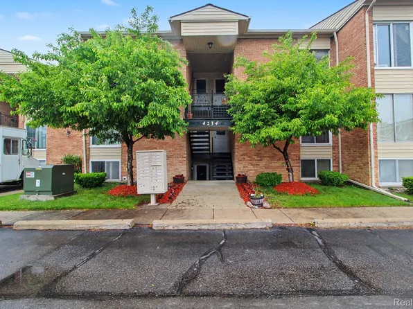 4214 Packard St APT 2, Ann Arbor, MI 48108