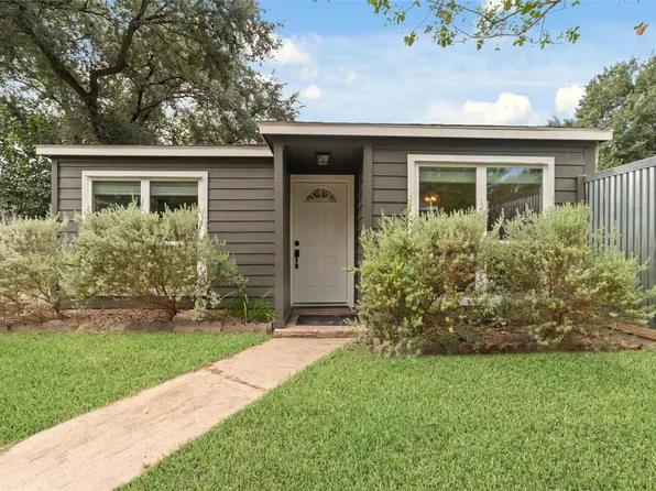 10819 Berry Tree Dr, Houston, TX 77064