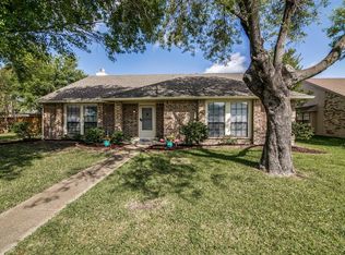 8705 Davis St, Rowlett, TX 75088