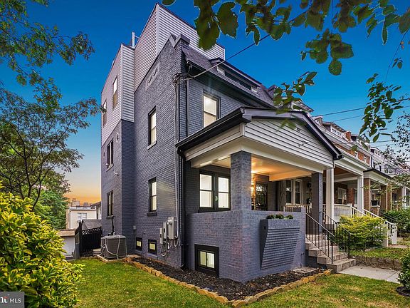 3rd image of 461 Delafield Pl NW