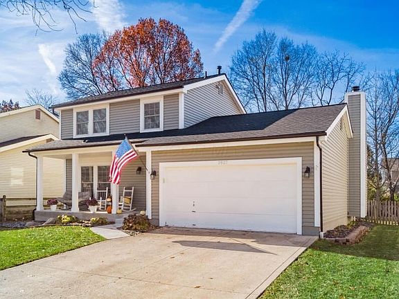 3rd image of 3927 Tweedsmuir Dr