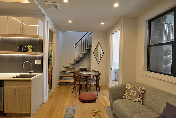 Rented by Hagstrom Management Inc | media 2