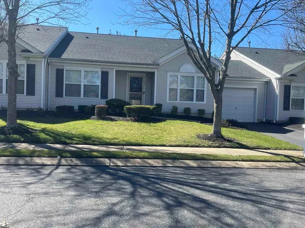 640 Chancery Ln, Absecon, NJ 08205