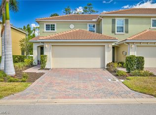 3721 Crofton Ct, Fort Myers, FL 33916