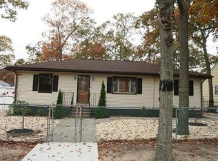 494 Community Dr, Brick, NJ 08723