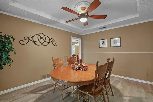 2403 Blue Cypress Dr — Photo 5
