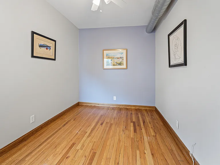 1648 N Saint Louis Ave #2 — Photo 12