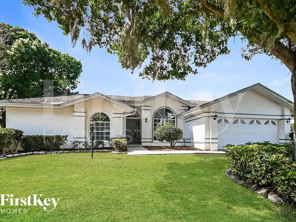 5349 Montserrat Dr