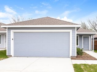 118 Willow Way, Wilmer, TX