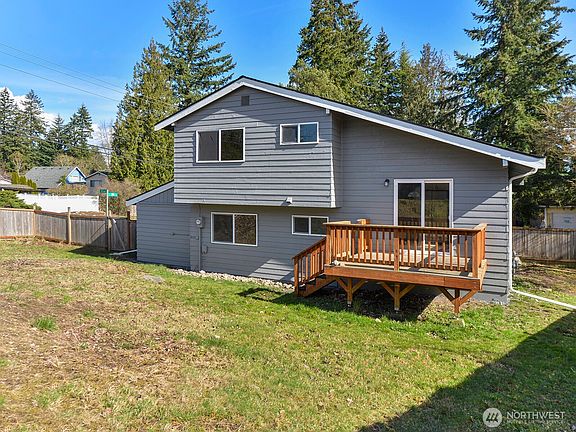 4th image of 29805 42nd Avenue S