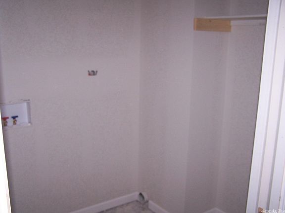 3rd image of 1608 Rehoboth Dr