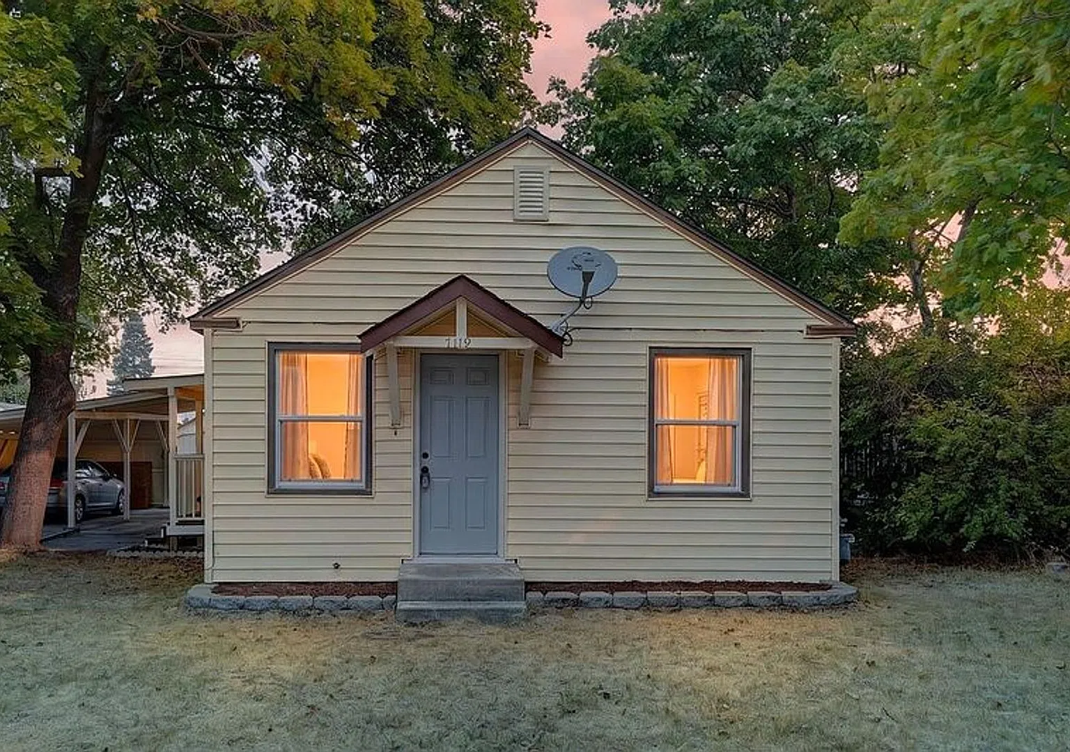Beautifully Updated 3 bedroom, 2 bath Single Family Home with Detached ADU! — Photo 1