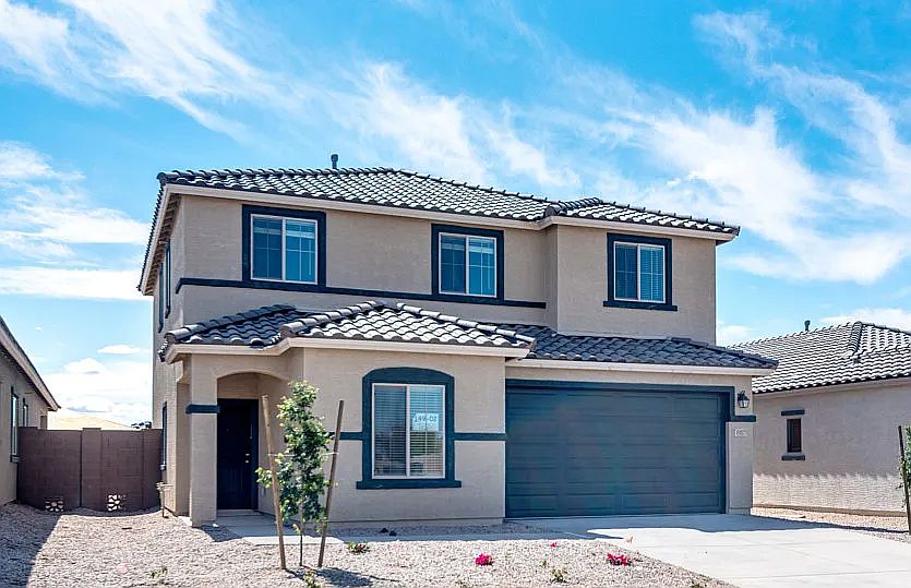 1st image of 43657 W Acacia Ave