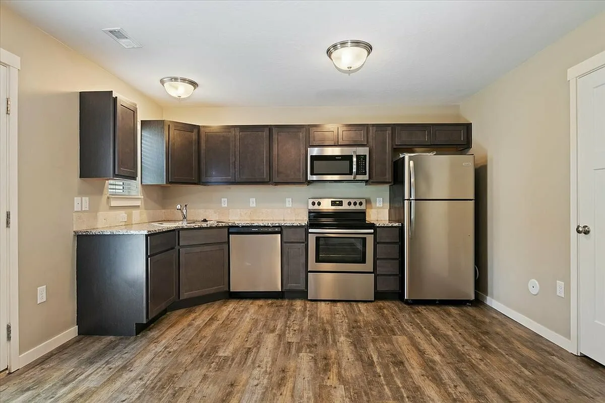 Timbercreek Townhomes — Photo 3