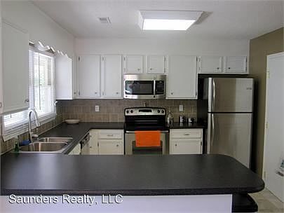 2nd image of 1104 Saskatoon Ln