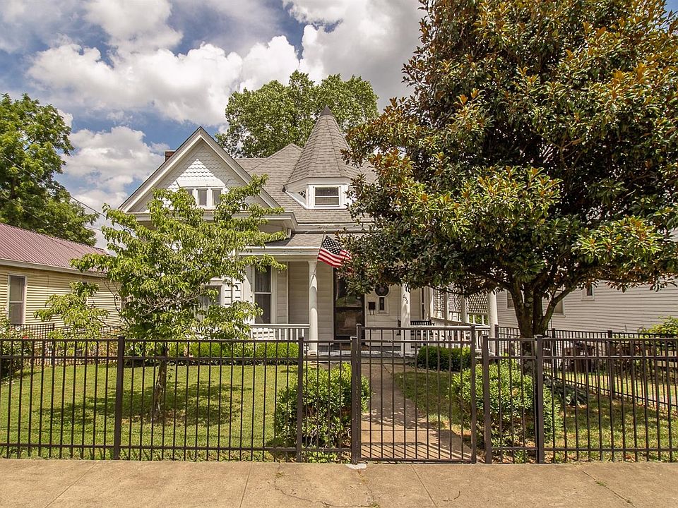 658 Higgins St, Paris, KY 40361 Zillow