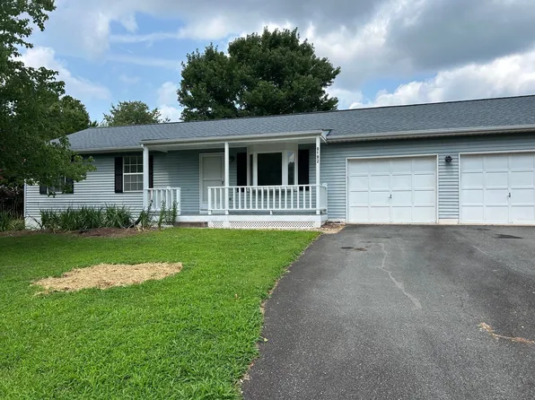 9192 Winterset Dr, Manassas, VA 20110