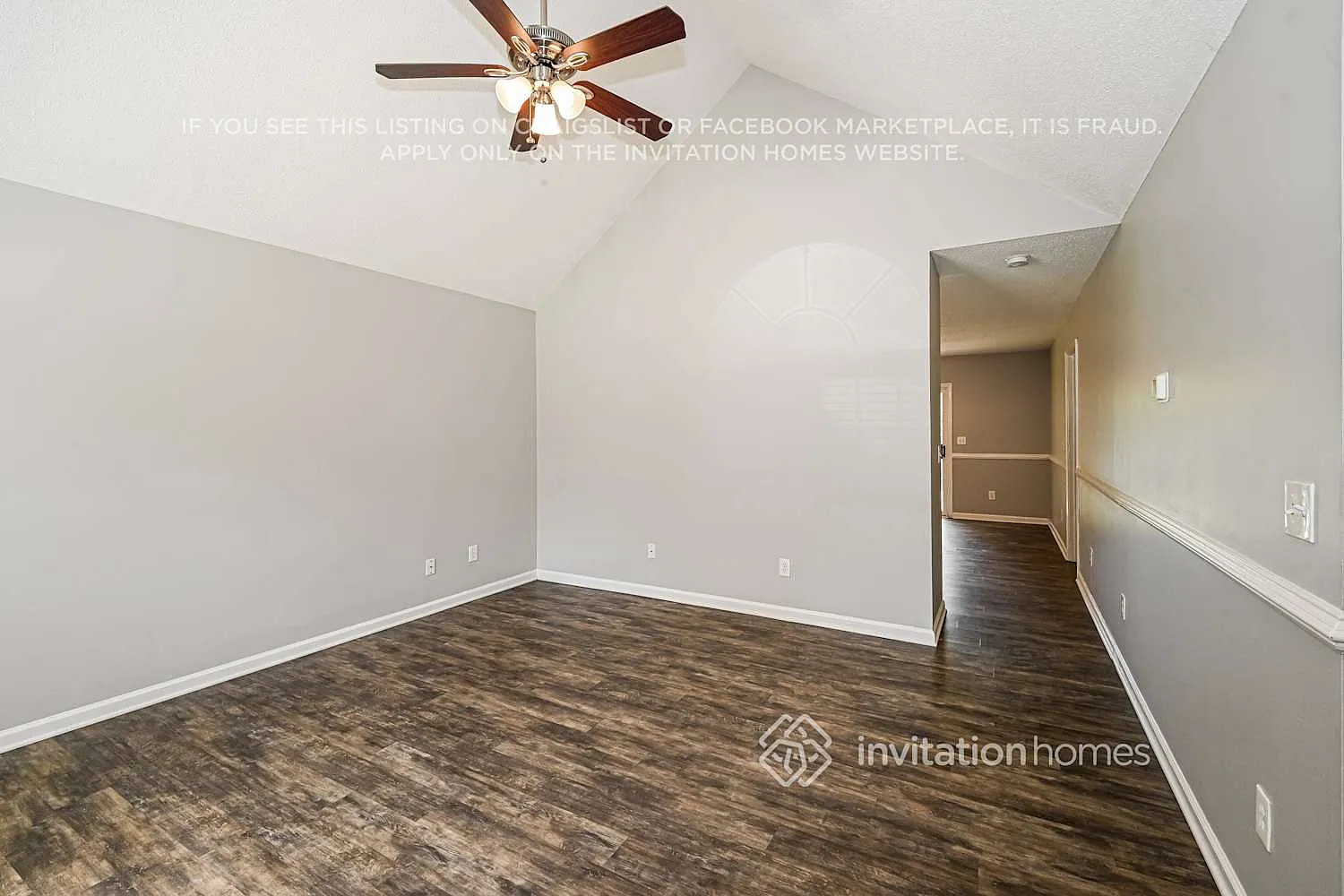 915 Jordans Pond Ln Charlotte, NC 28214 — Photo 4