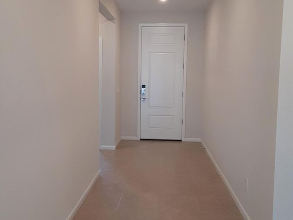 2nd image of 2015 E Piedmont Pl