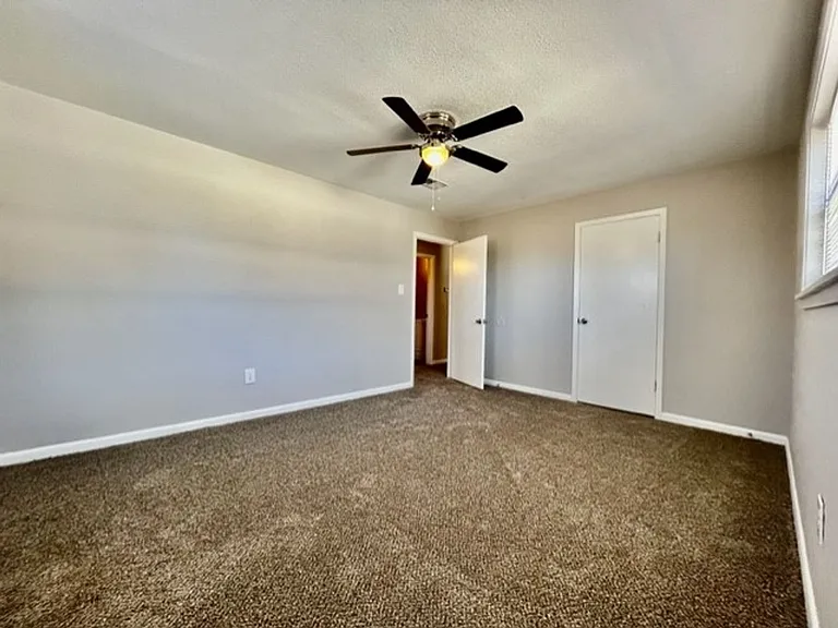 711 Melody Ln #B-1 — Photo 6