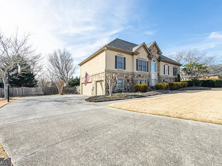 530 Waterford Dr — Photo 34