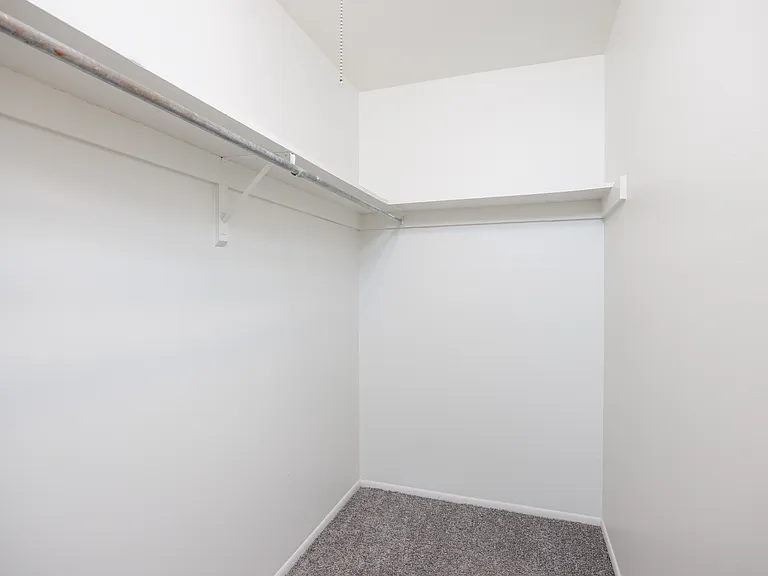 Cedar Creek Apartments — Photo 13