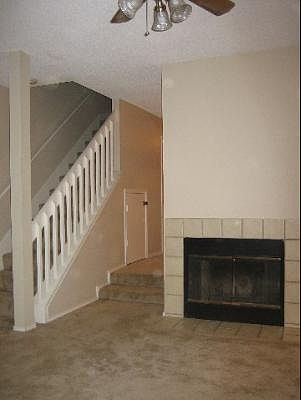 2nd image of 14 CROSS CANYON ROAD #1-A