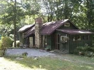 600 Turley Falls Rd, Hendersonville, NC 28739