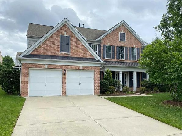 104 Lyric Ct