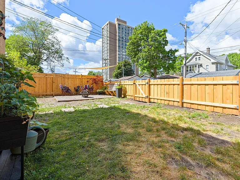 618 Van Buren St NE #1 — Photo 16