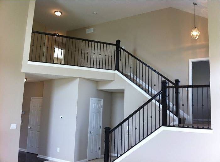 1st image of 132 N Corkwood Ct