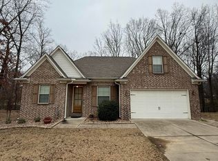 2070 Aspen Dr, Nesbit, MS 38651