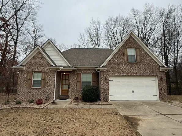 2070 Aspen Dr, Nesbit, MS 38651