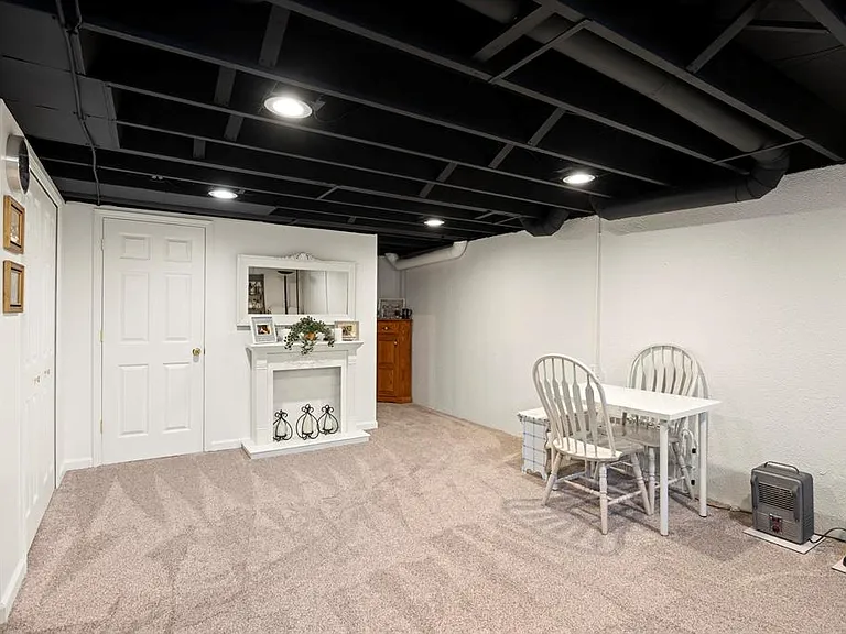 14360 Kerner Dr — Photo 13