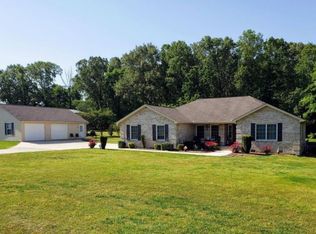 1911 Cook Rd, Tullahoma, TN 37388