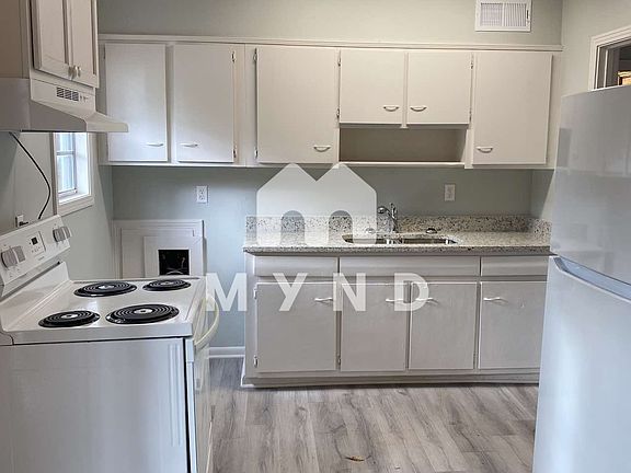 4th image of 1383 Town And Country Dr