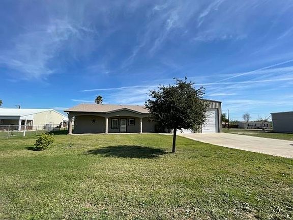 3rd image of 200 Olmos St