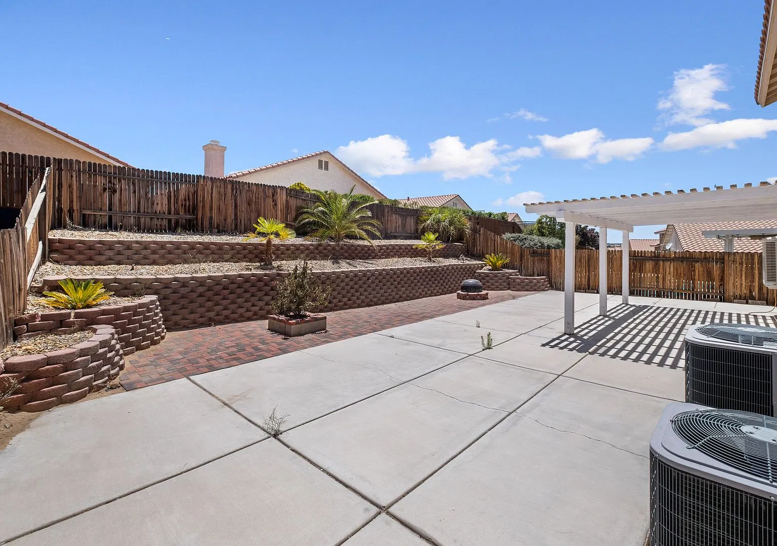 Charming 6 bedroom | 3 Bathroom — Photo 4