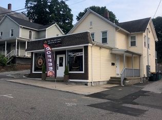 52 Platt St #2, Ansonia, CT 06401