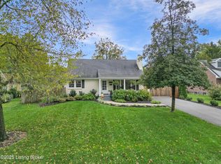 8806 Perry Rd, Lyndon, KY 40222